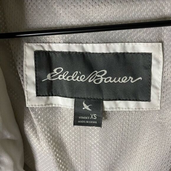 Eddie Bauer Women’s WeatherEdge Hooded Rain Jacket Size XS - Picture 13 of 13